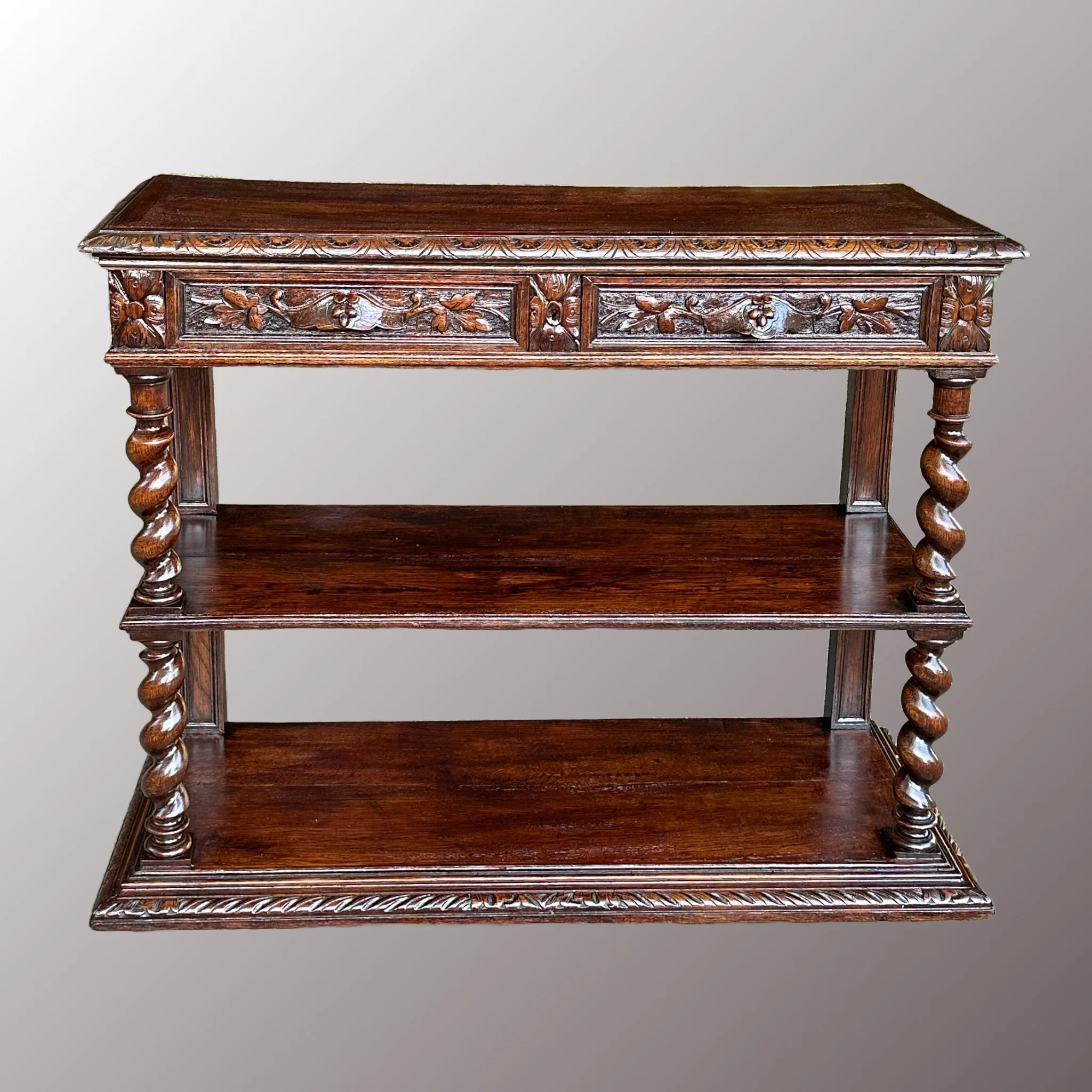 Restaurált Neoreneszánsz előkészítőasztal