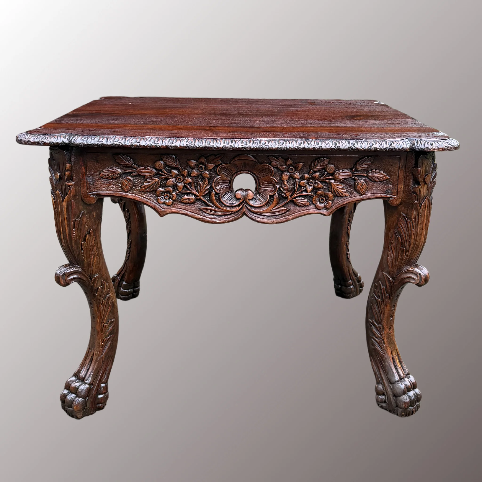 Neorokokó étkezőasztal - 2. nézet