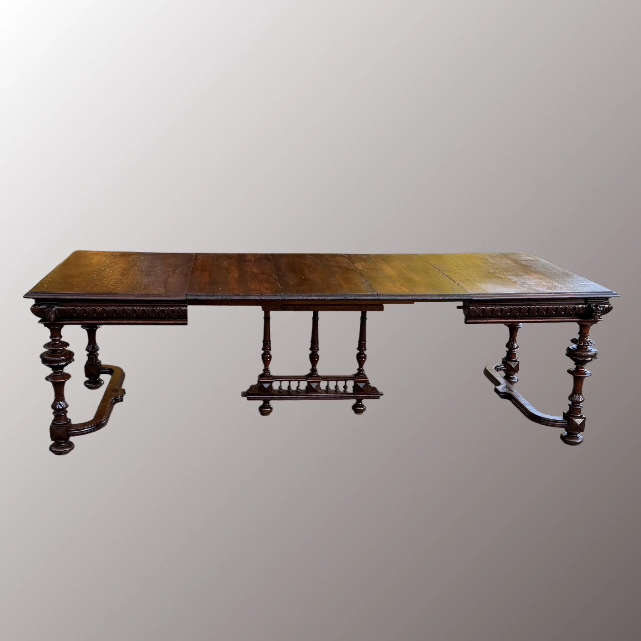 Restaurált Historizáló antik étkezőasztal