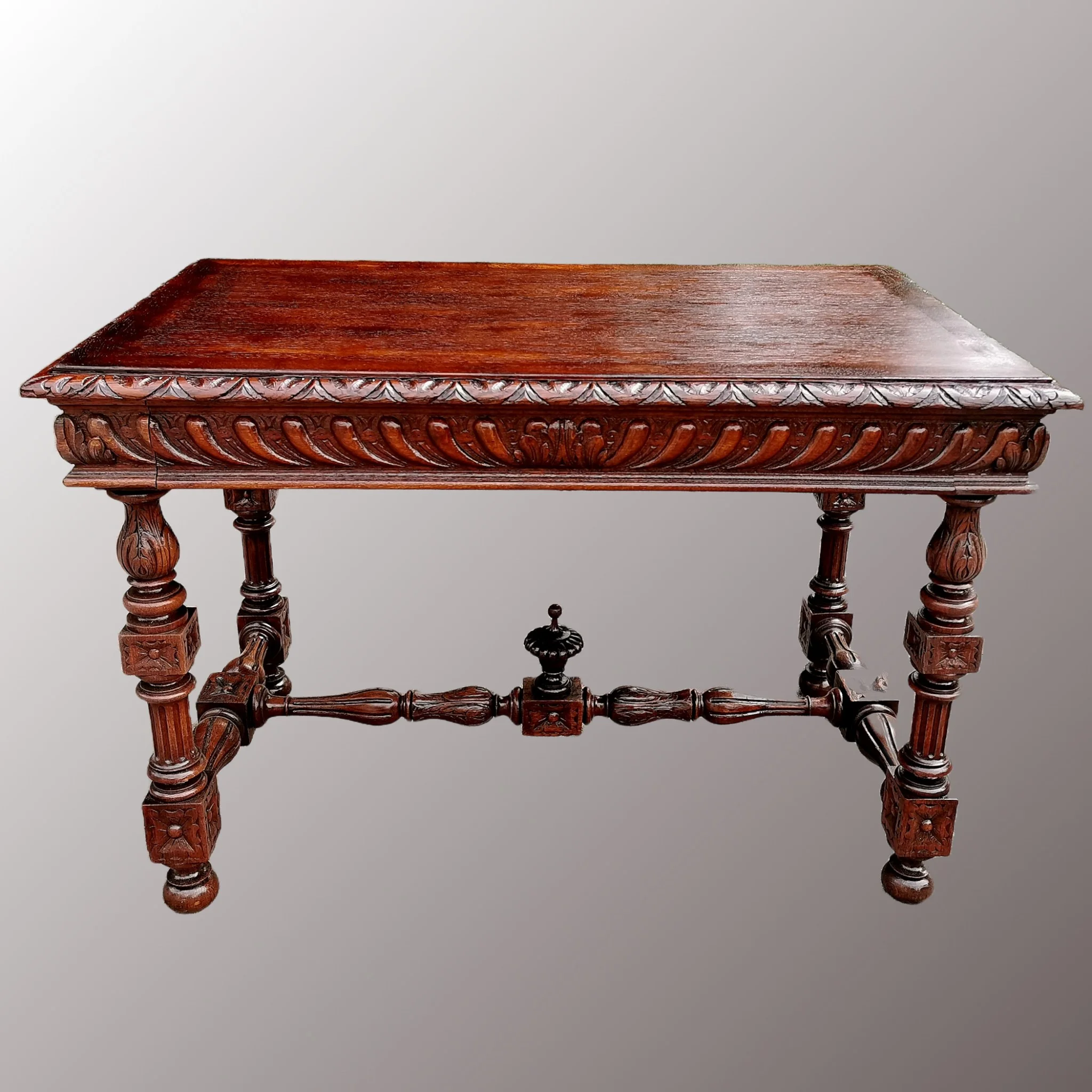 Hasonló termék: Neoreneszánsz íróasztal