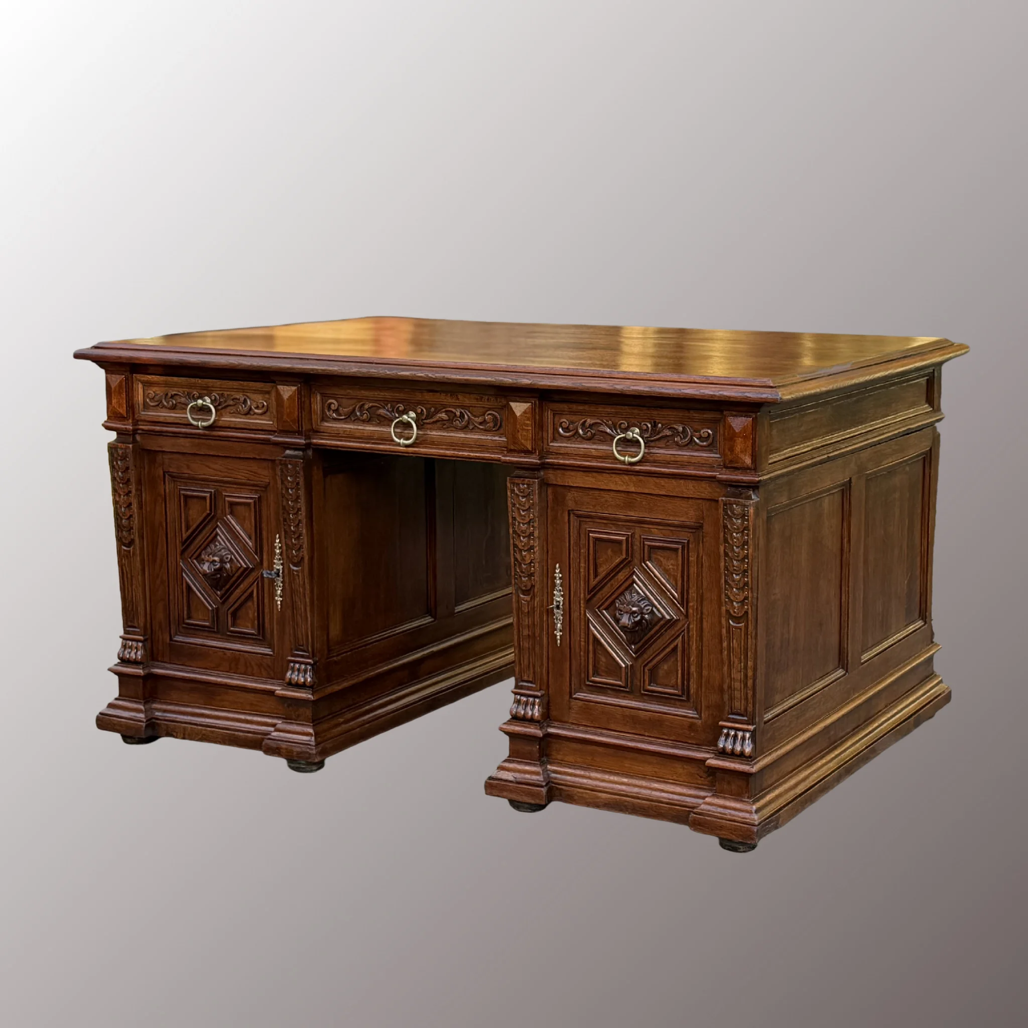 Neoreneszánsz íróasztal - 2. nézet