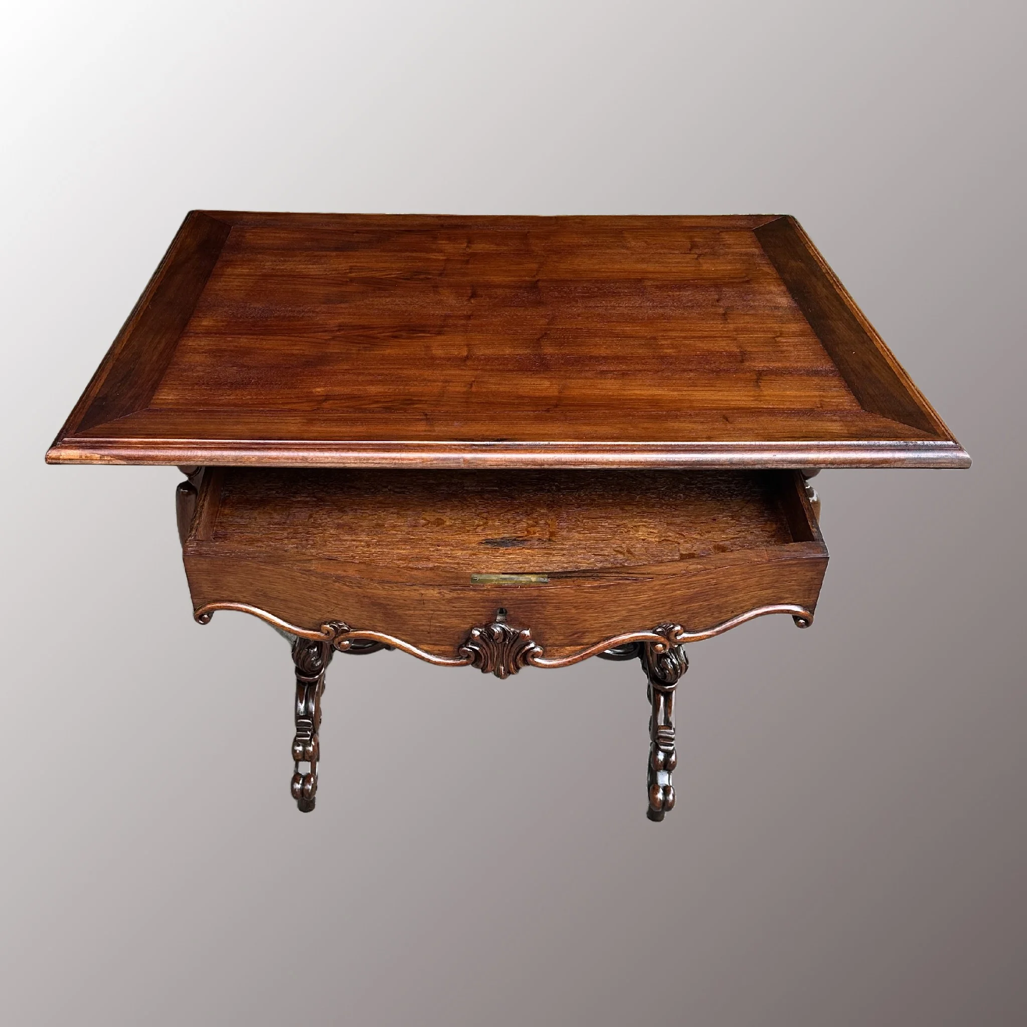 Historizáló társalgó asztal - 4. nézet