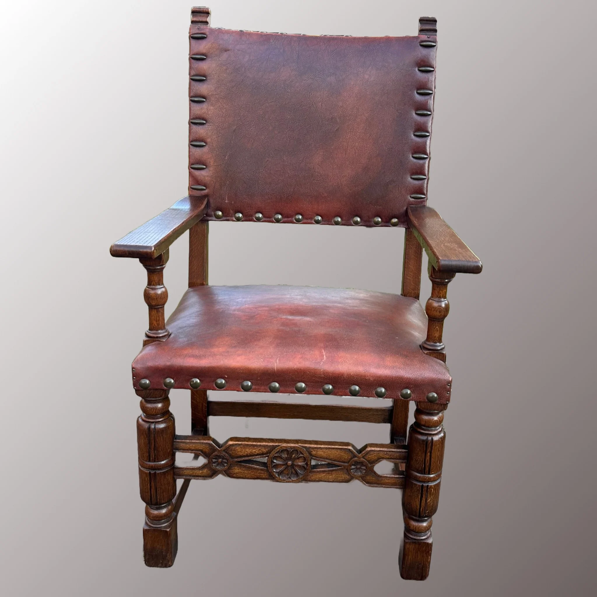 Antik hatású dolgozószoba - 6. nézet