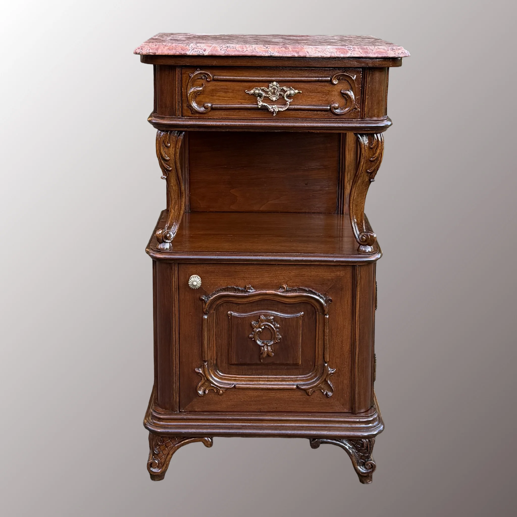 Neobarokk éjjeliszekrény párban - 4. nézet