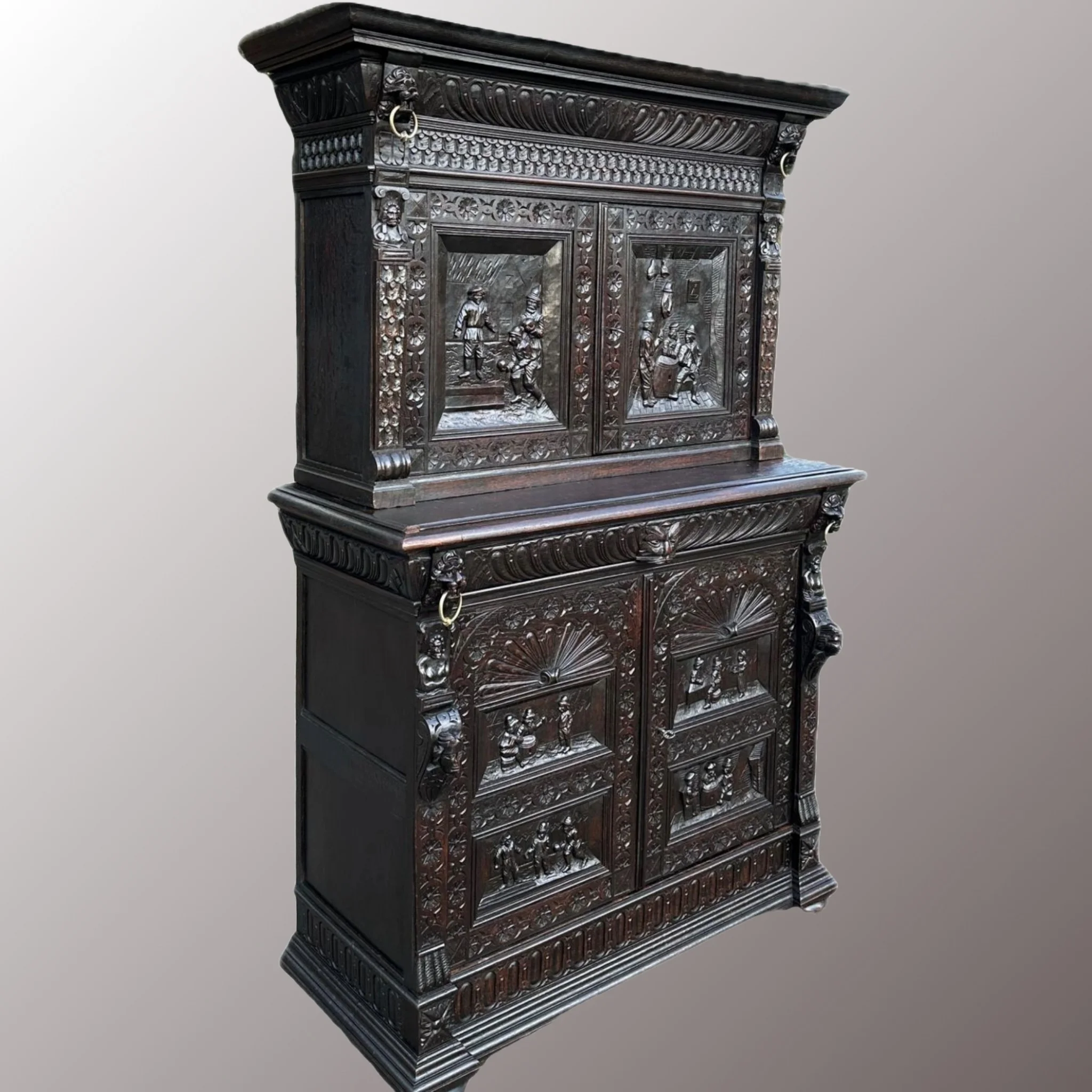 Neoreneszánsz kabinetszekrény - 2. nézet