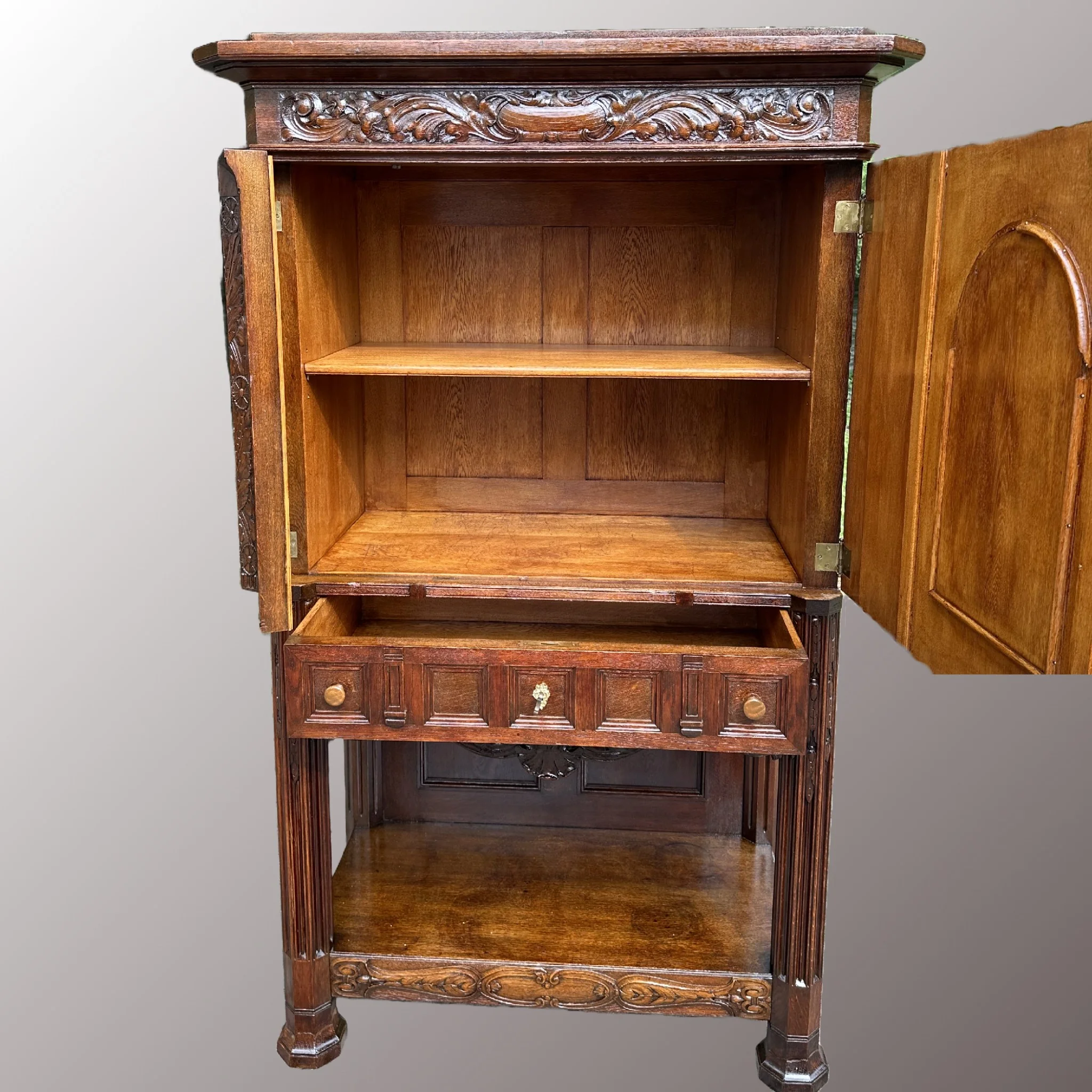 Neoreneszánsz kabinet szekrény - 4. nézet