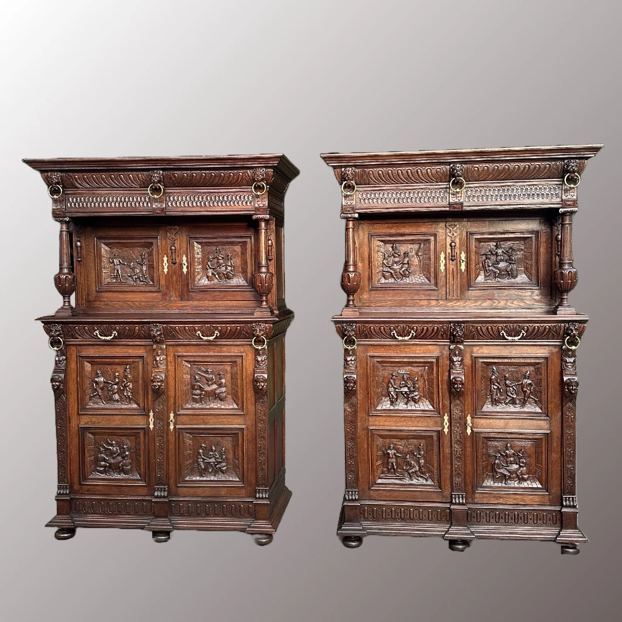 Restaurált Neoreneszánsz kabinetszekrény páros