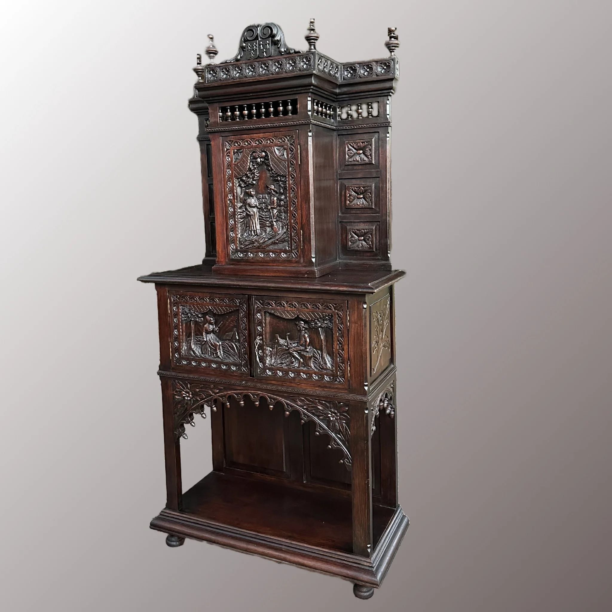 Historizáló kabinetszekrény - 3. nézet