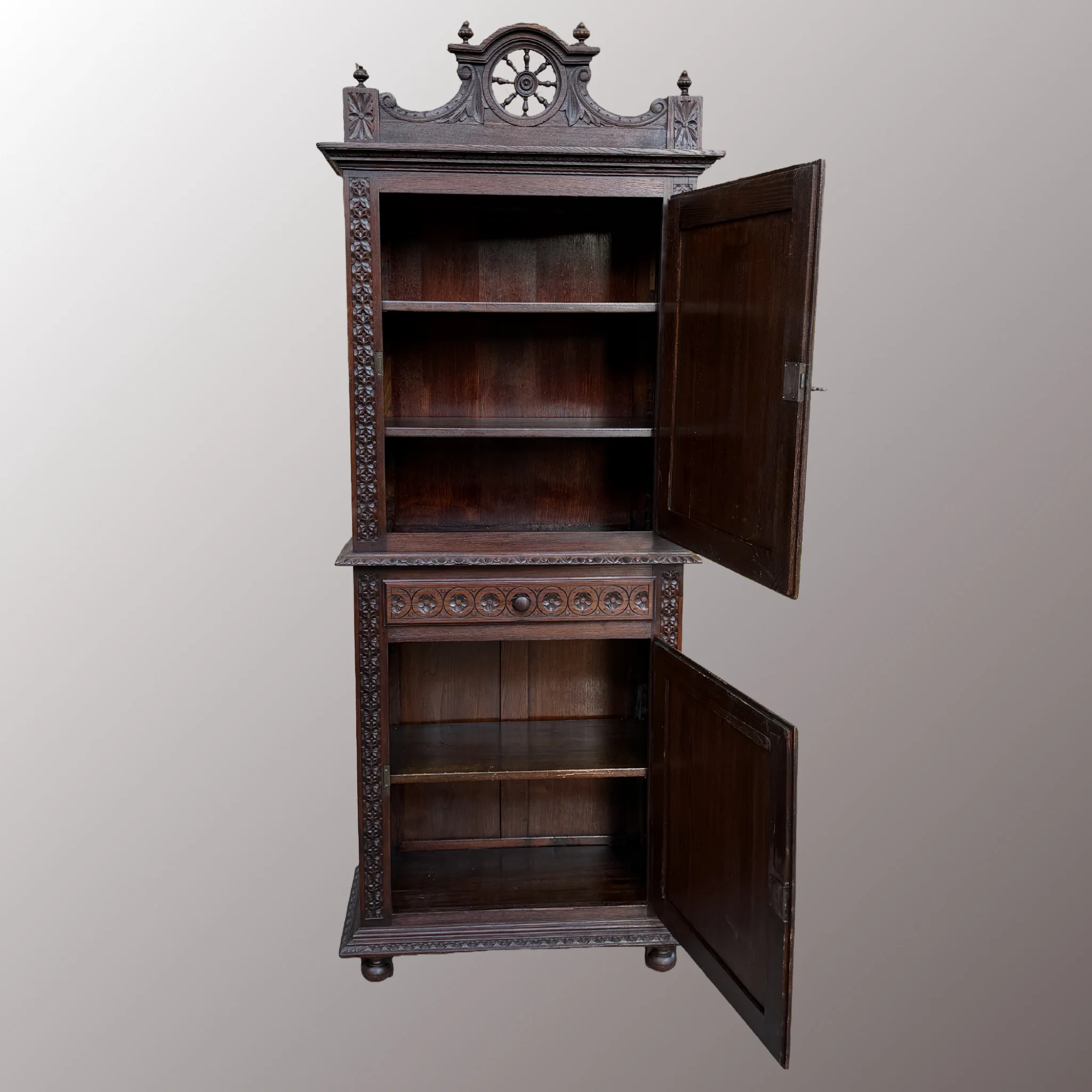 Breton kabinetszekrény - 4. nézet