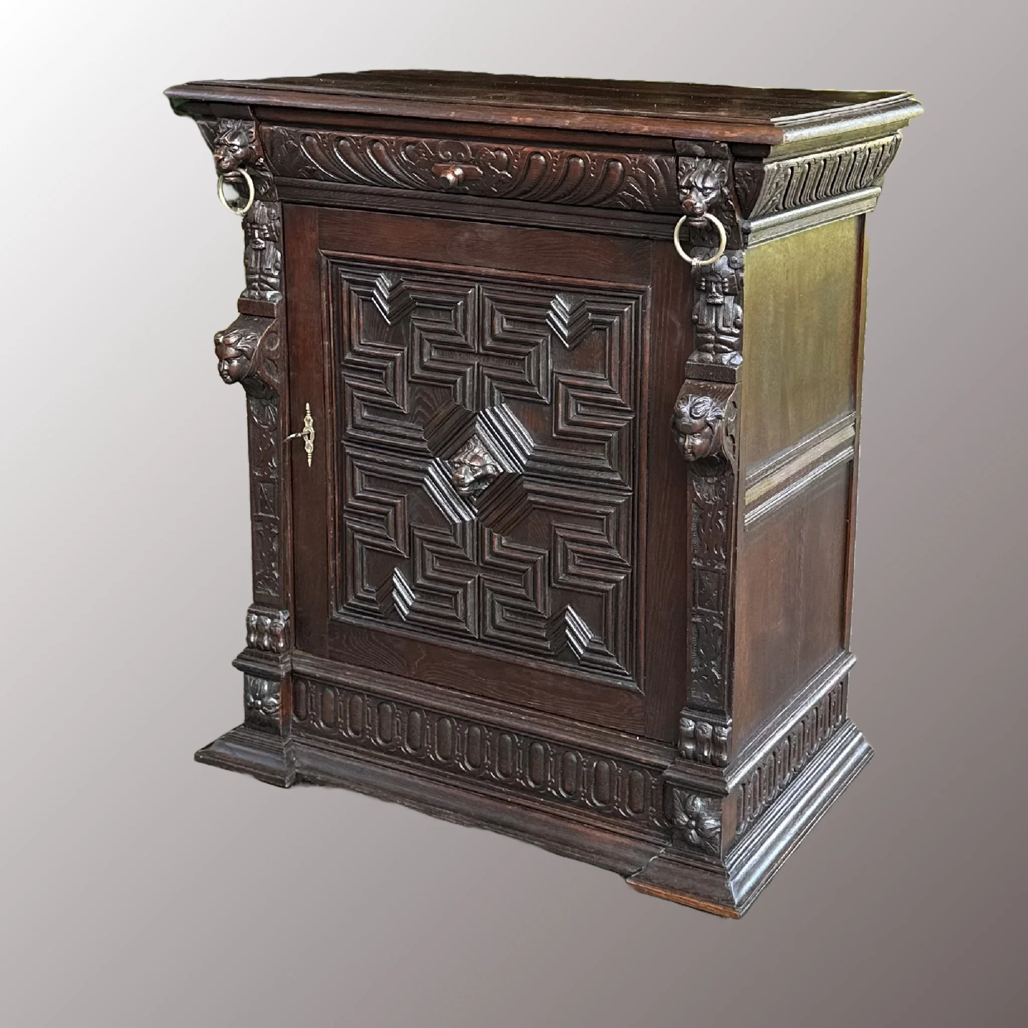 Neoreneszánsz komód - 3. nézet