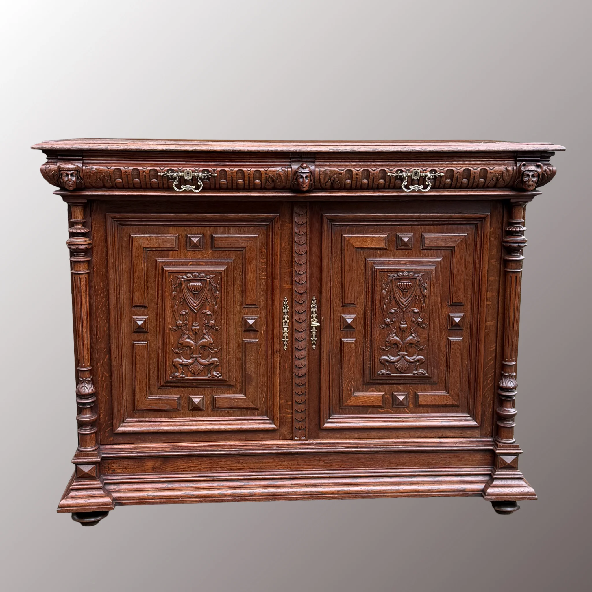 Restaurált Historizáló komód párban