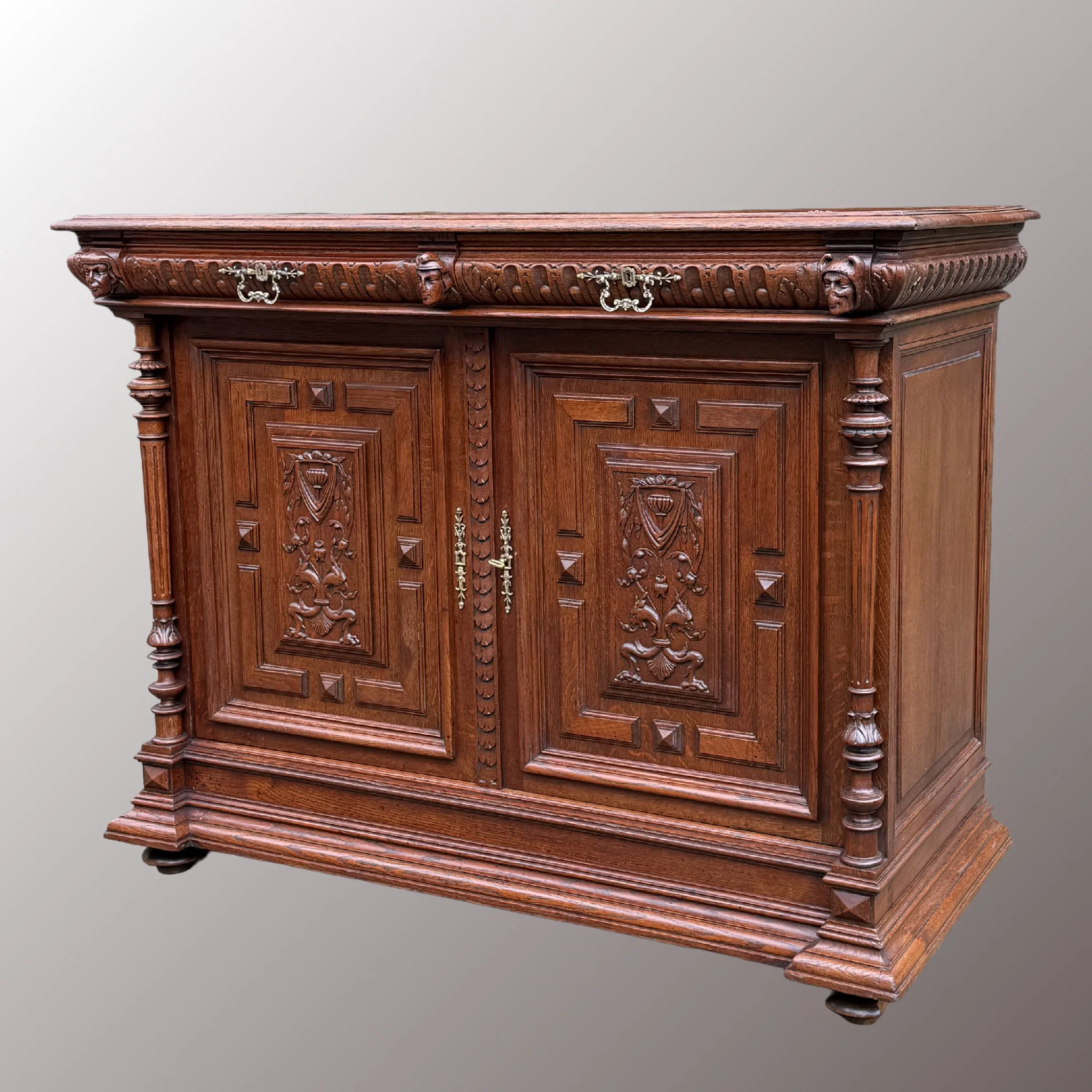 Historizáló komód párban - 3. nézet