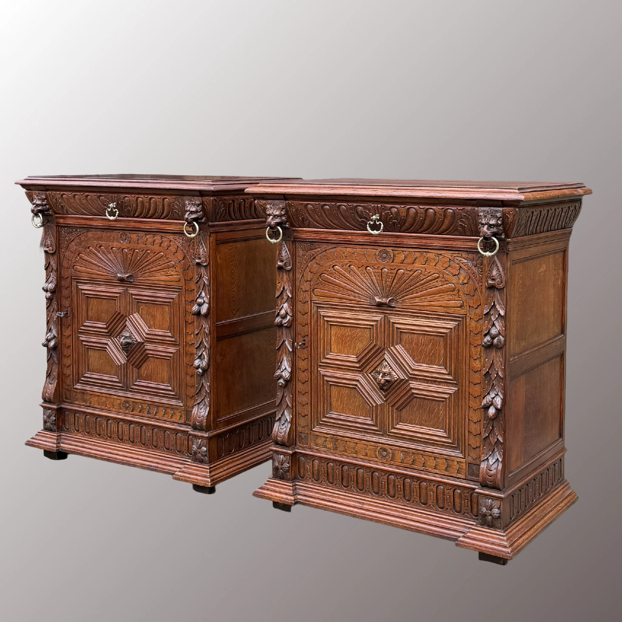 Historizáló komódpáros - 3. nézet