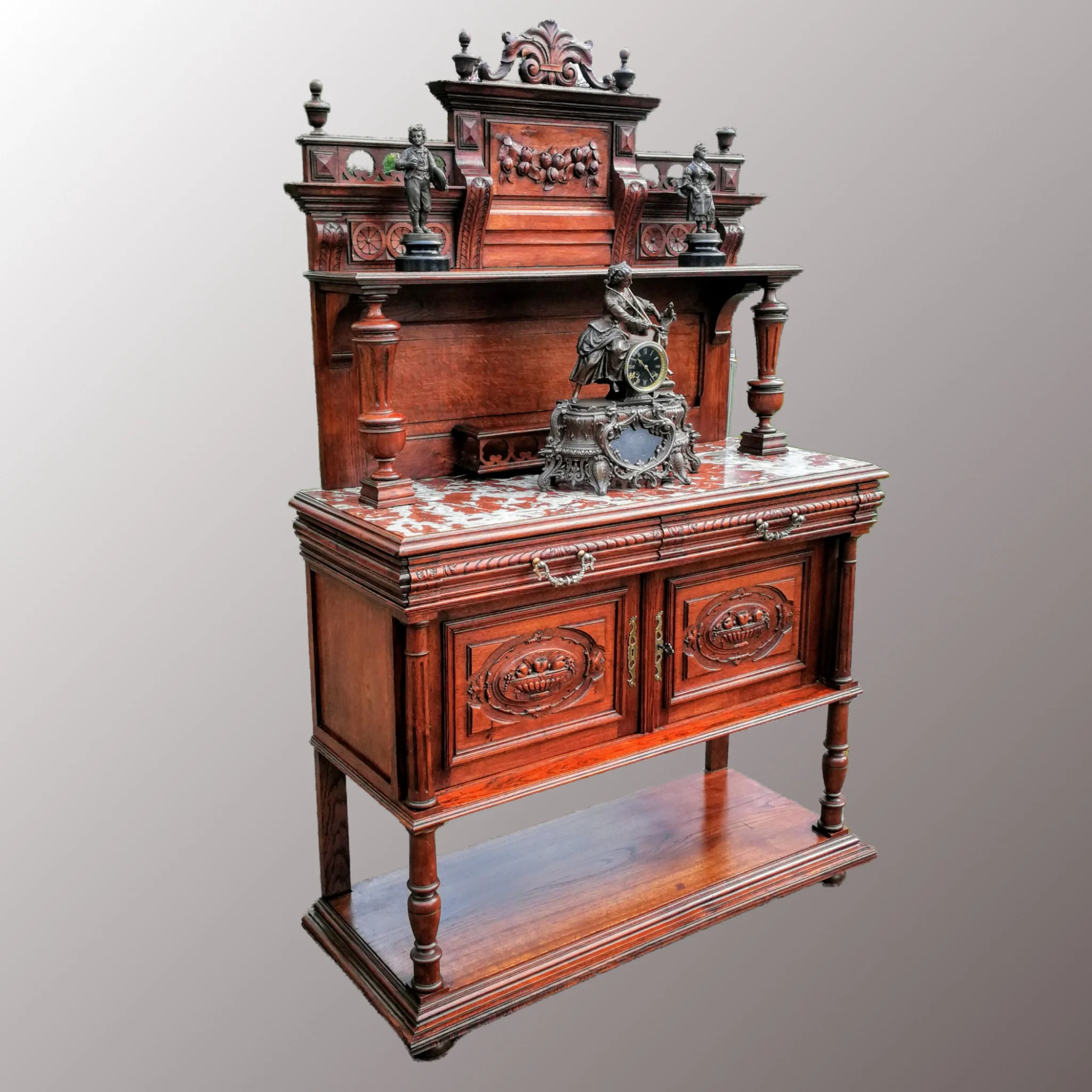 Historizáló pohárszék - 2. nézet