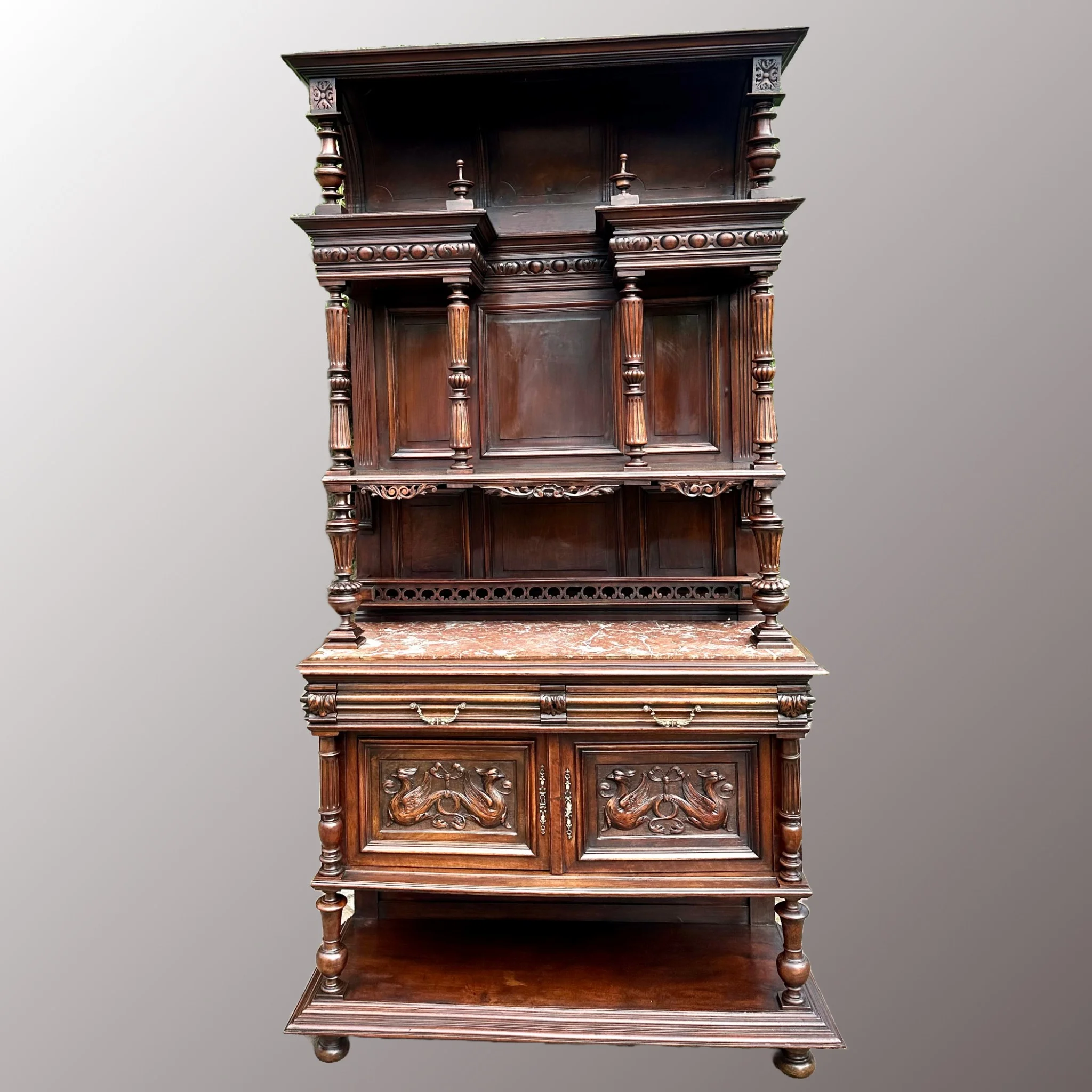 Restaurált Neoreneszánsz pohárszék