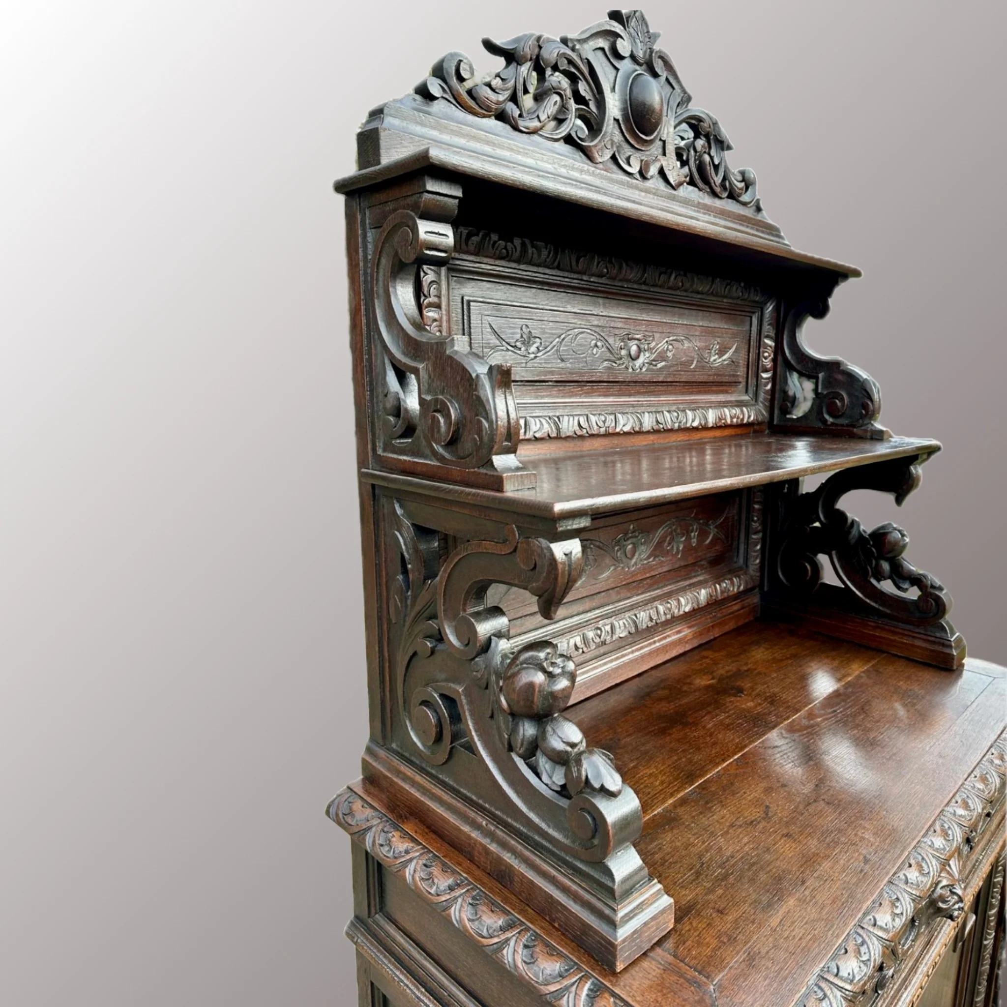 Neoreneszánsz pohárszék - 4. nézet