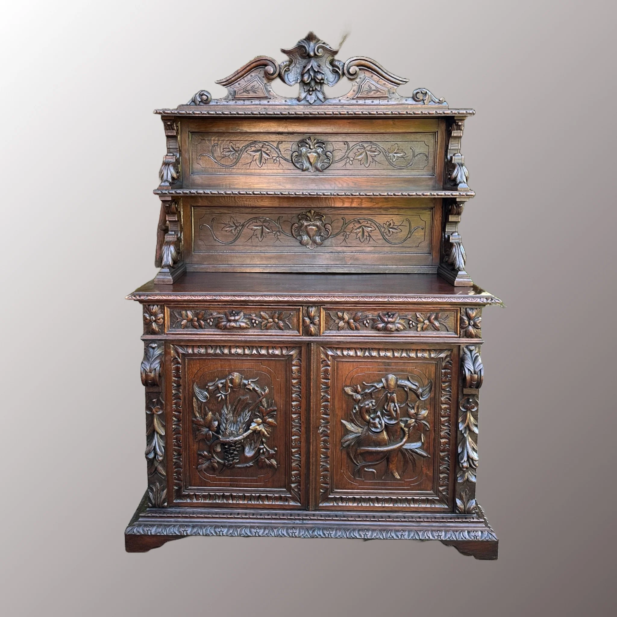 Neoreneszánsz pohárszék - 3. nézet