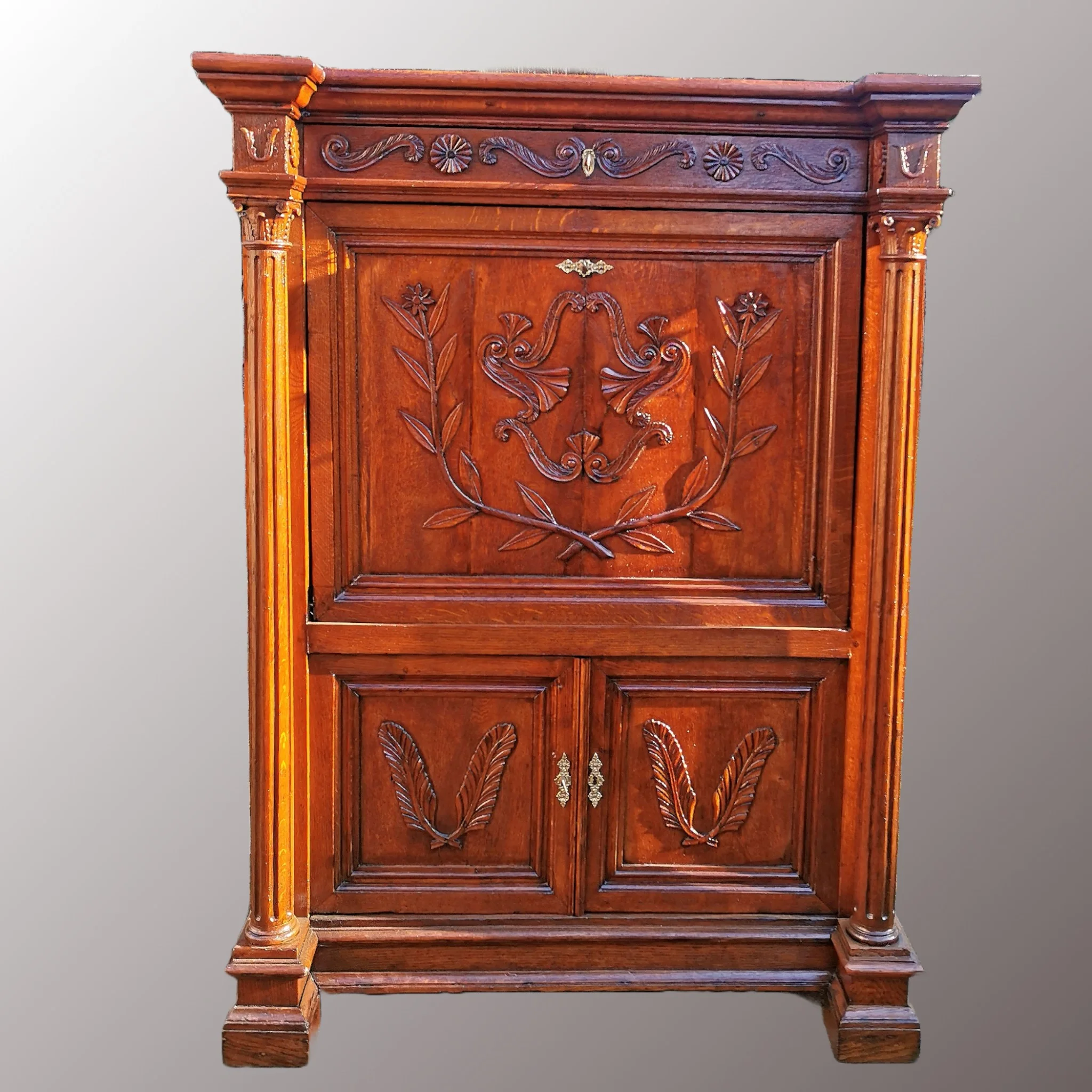 Neoreneszánsz szekreter - 2. nézet