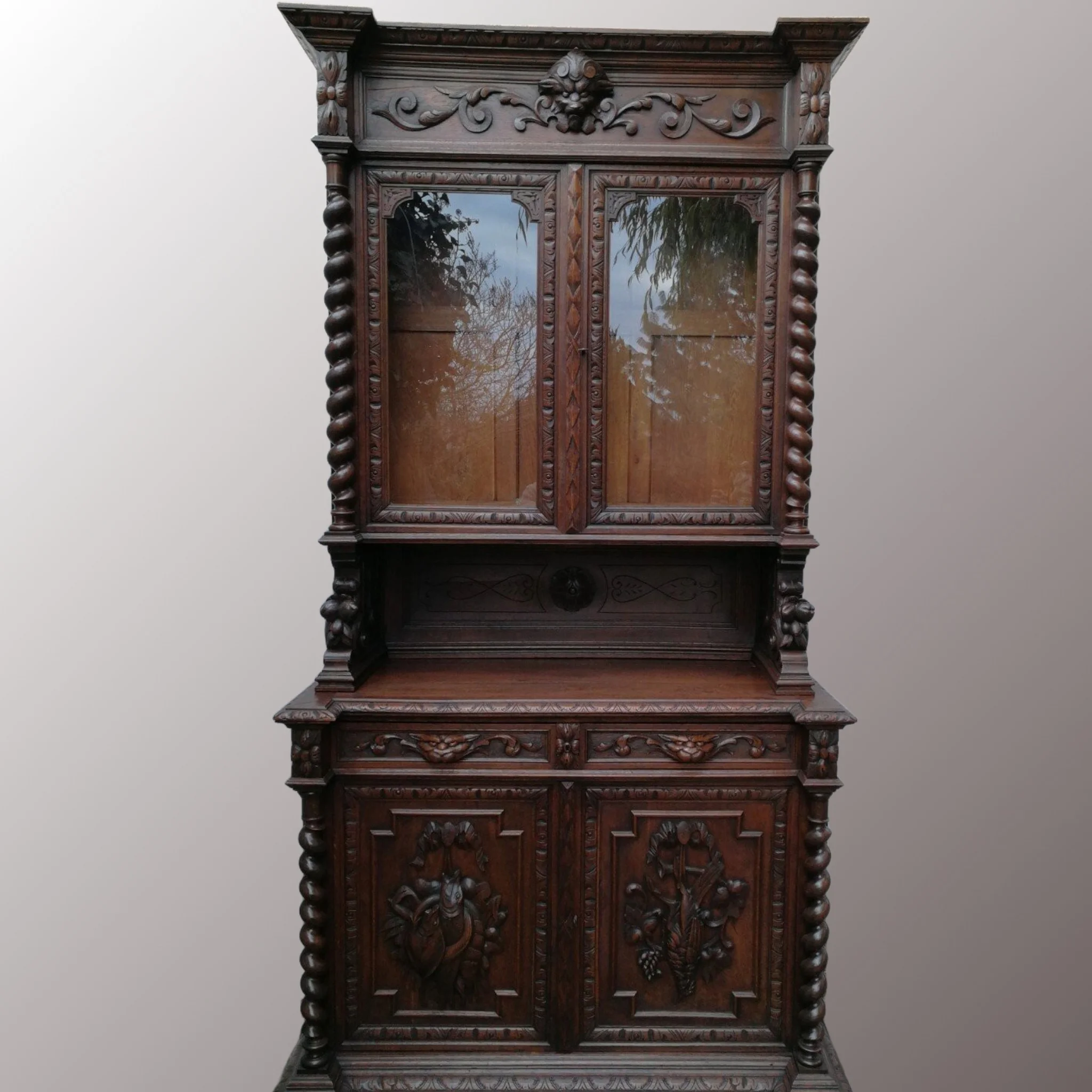 Restaurált Historizáló tálalószekrény