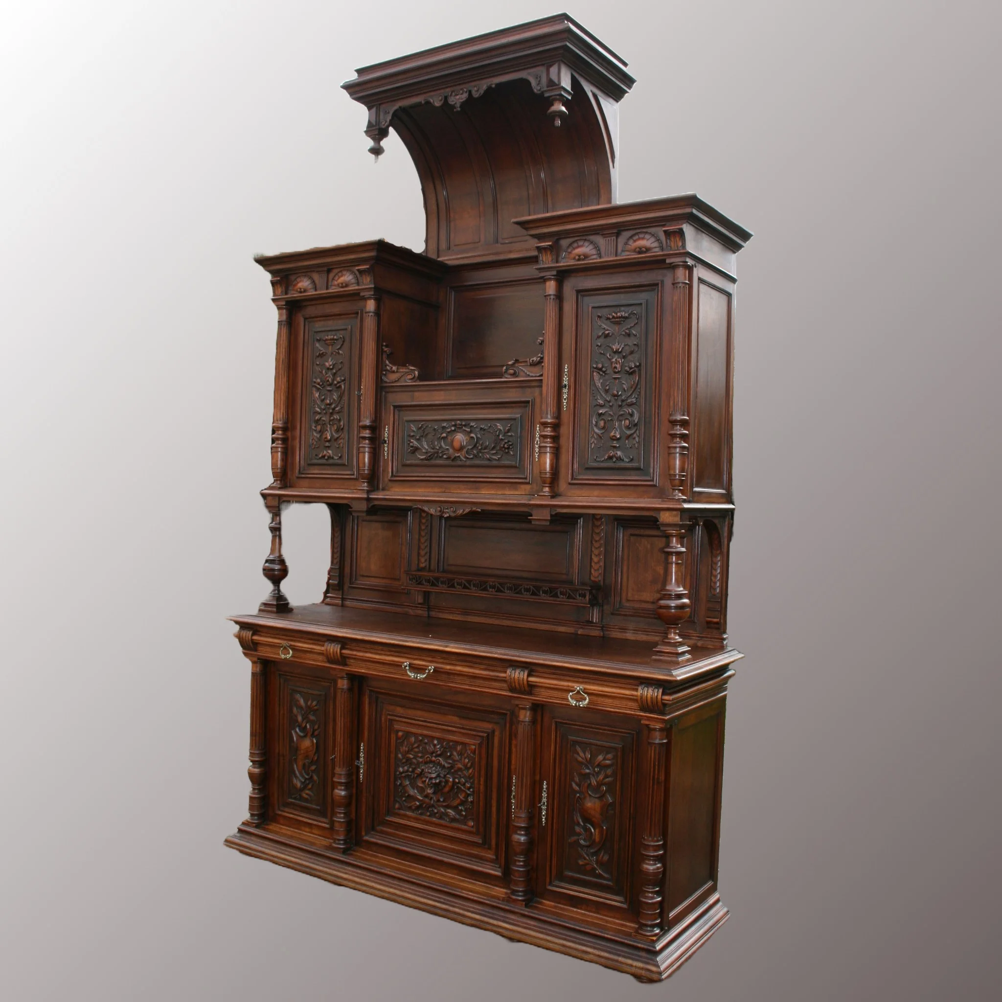 Restaurált Neoreneszánsz tálalószekrény