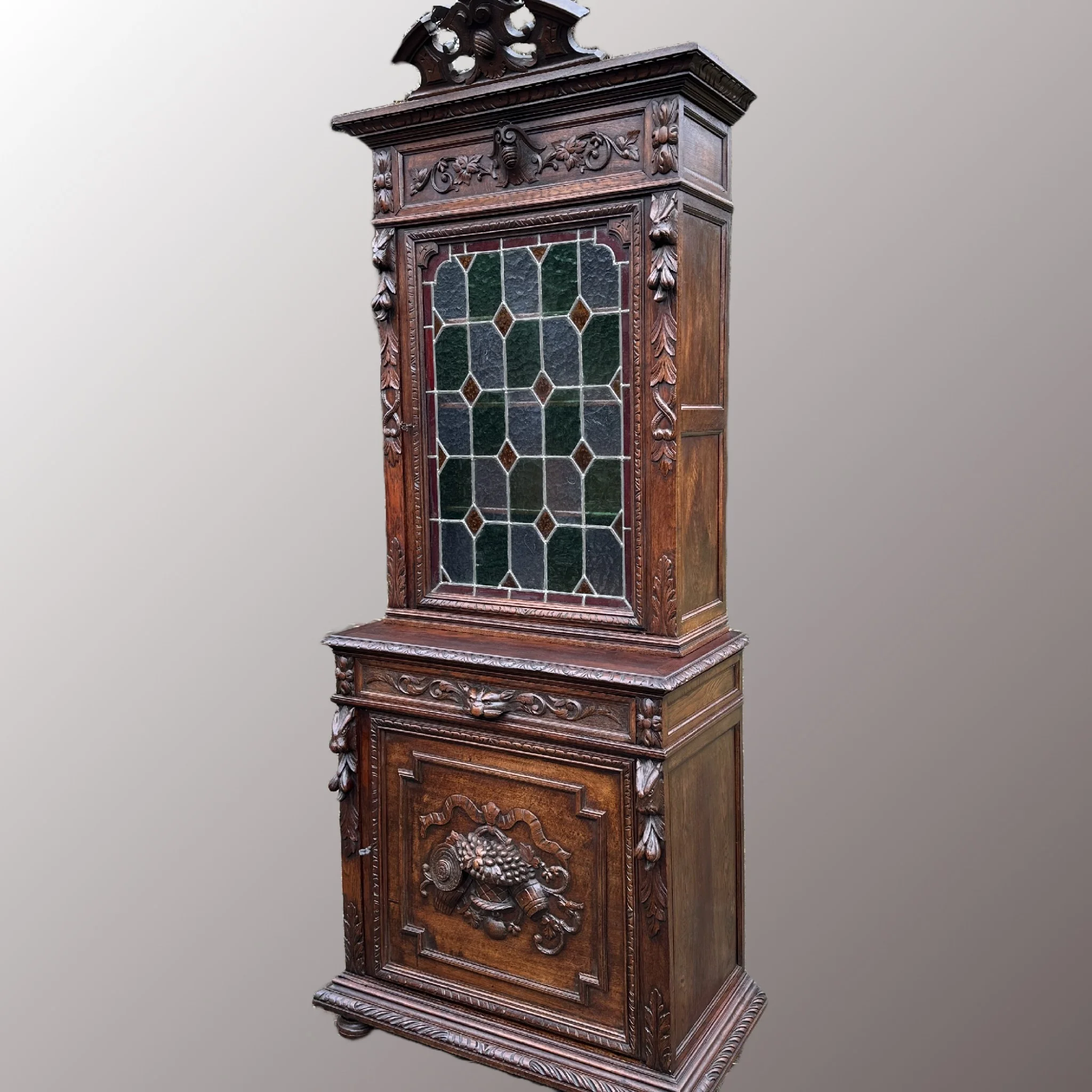 Neoreneszánsz tálalószekrény - 2. nézet