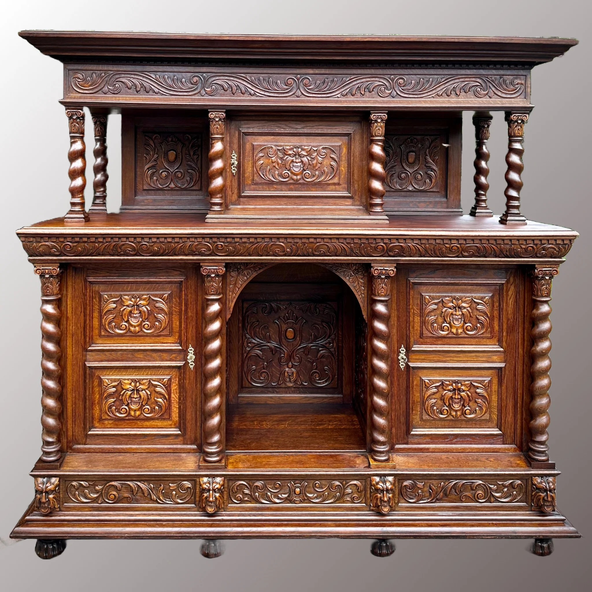 Restaurált Neoreneszánsz tálalószekrény