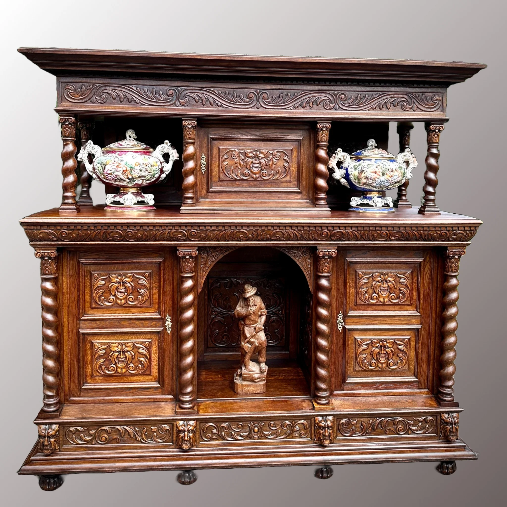 Neoreneszánsz tálalószekrény - 5. nézet