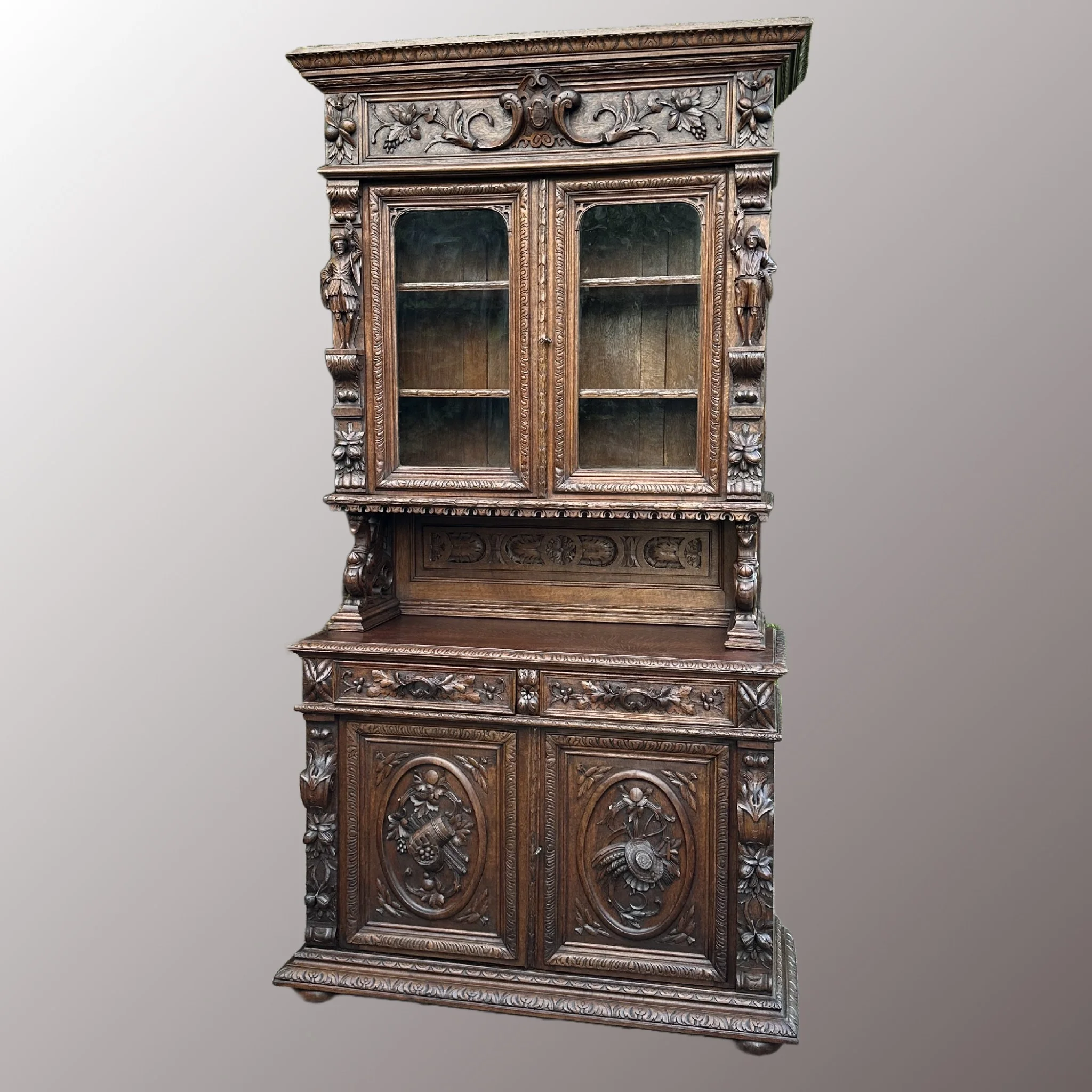 Neoreneszánsz tálalószekrény - 4. nézet