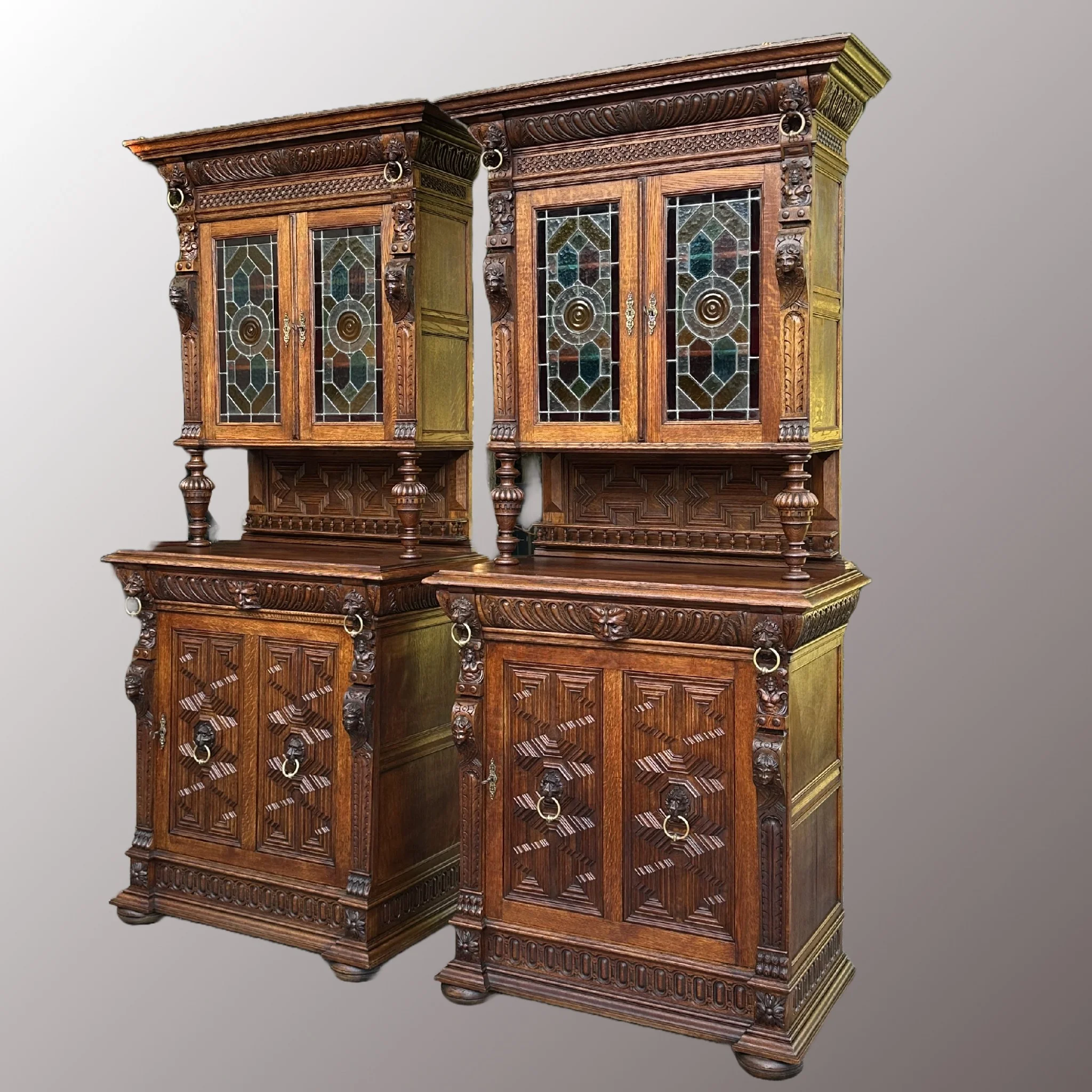 Neoreneszánsz tálalószekrény párban - 3. nézet