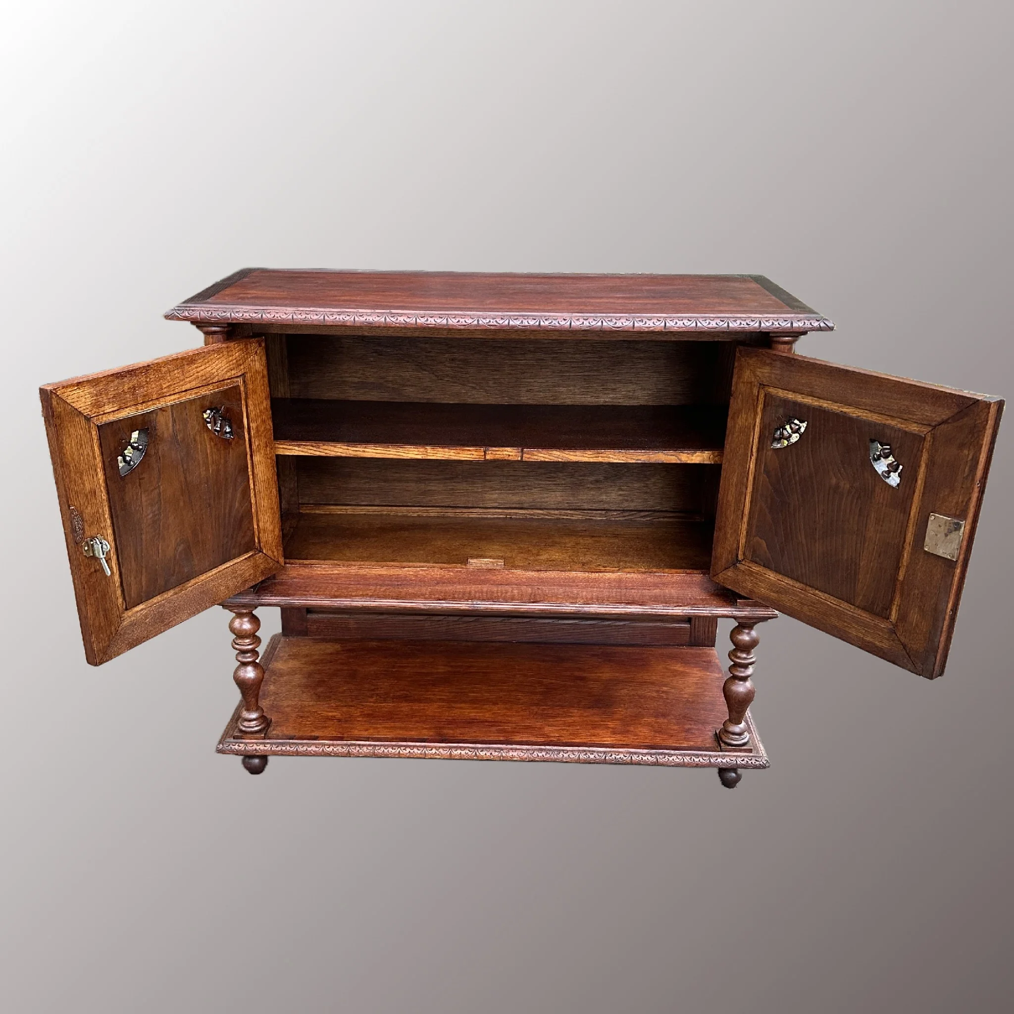 Breton kisszekrény - 4. nézet