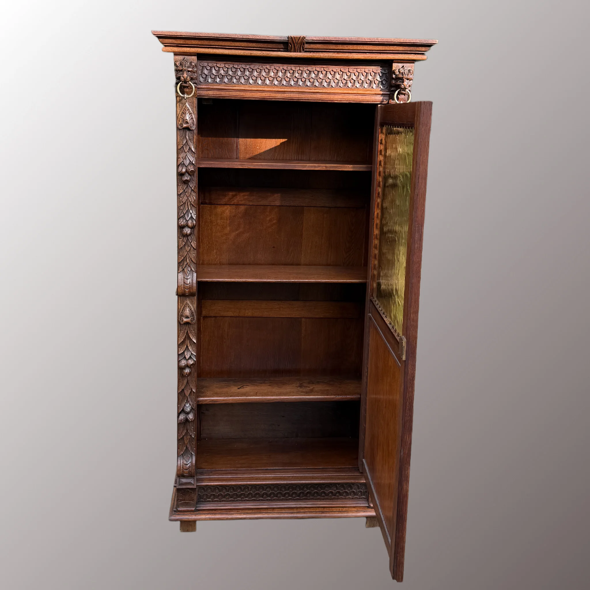 Historizáló vitrin - 4. nézet