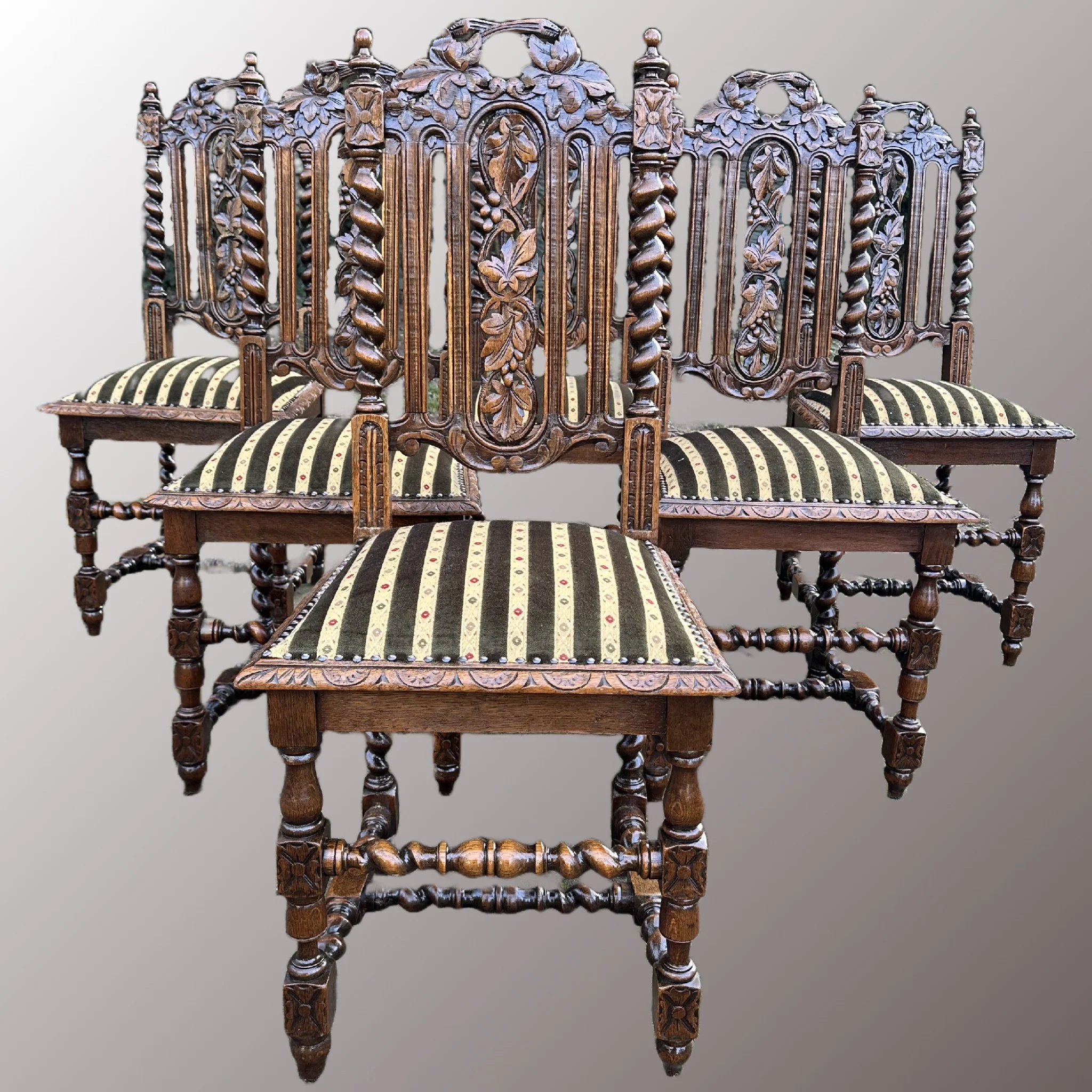 Historizáló székek - 2. nézet