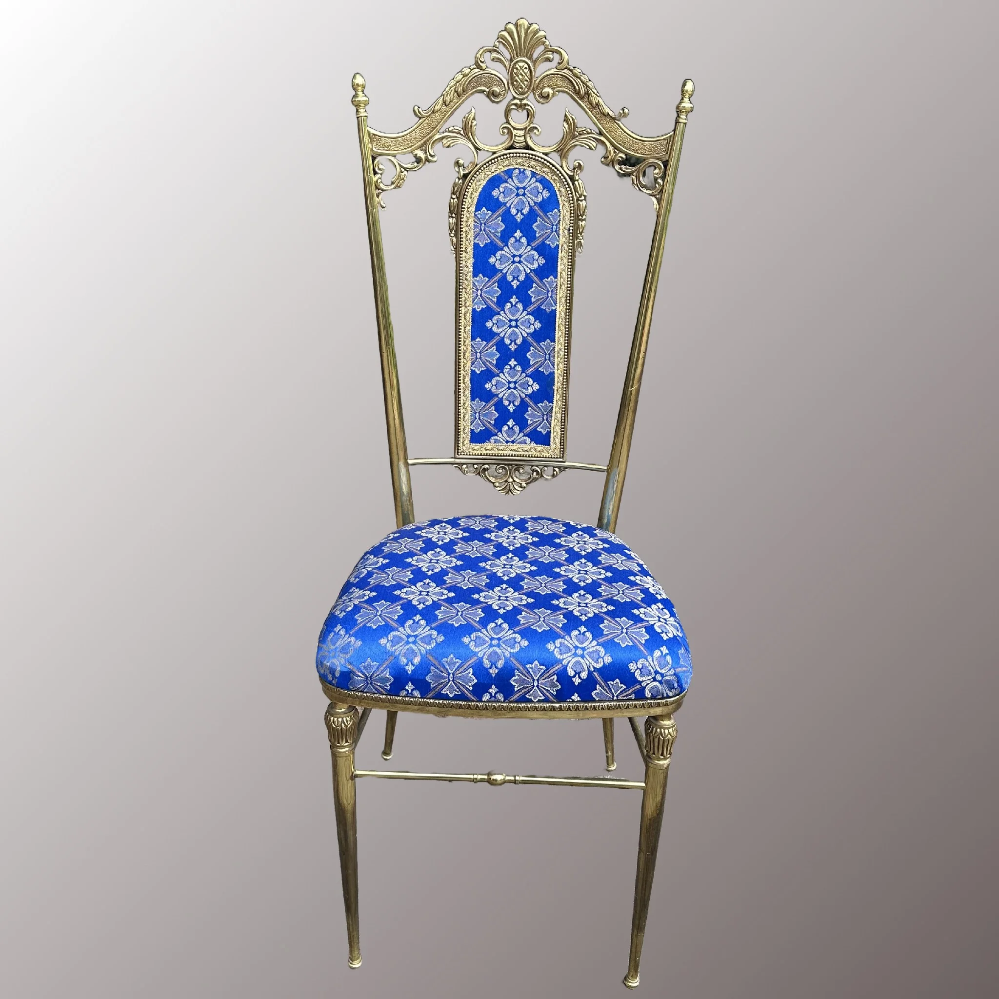 Chiavari rézvázas székek - 3. nézet