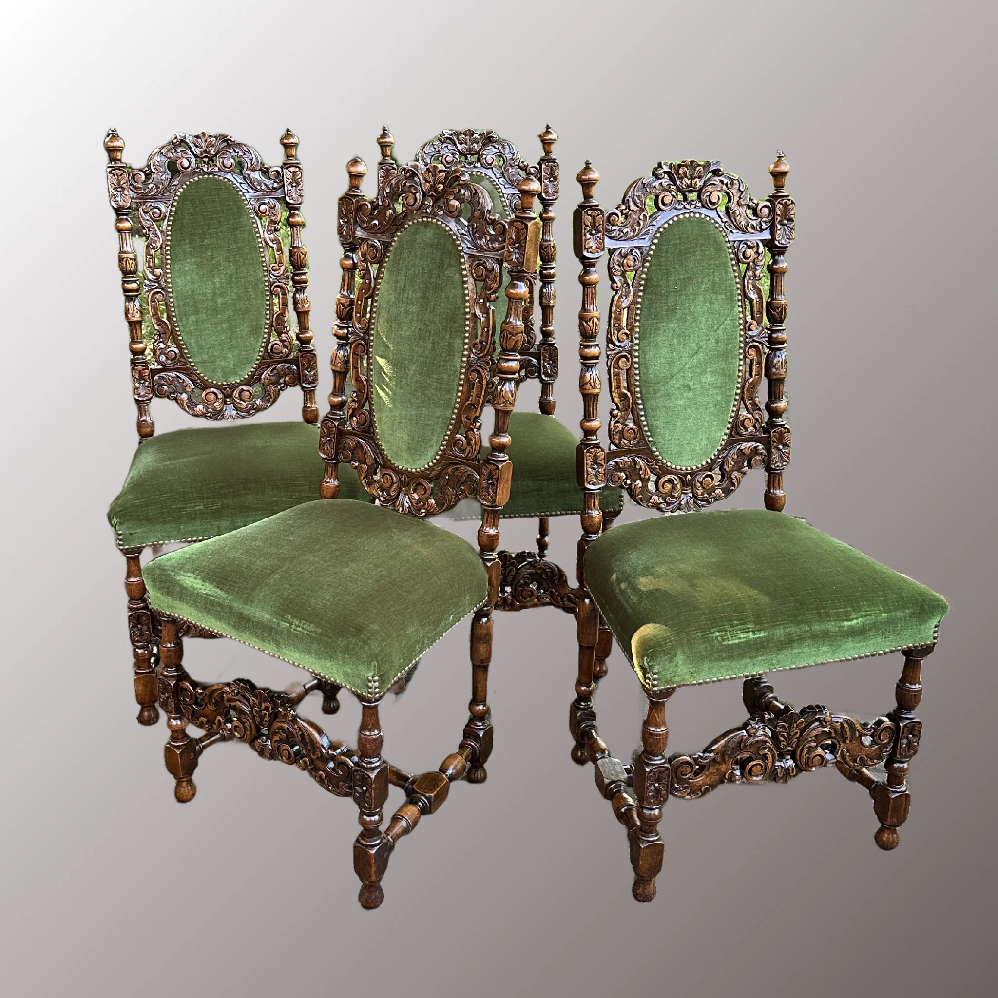 Neoreneszánsz székek - 2. nézet