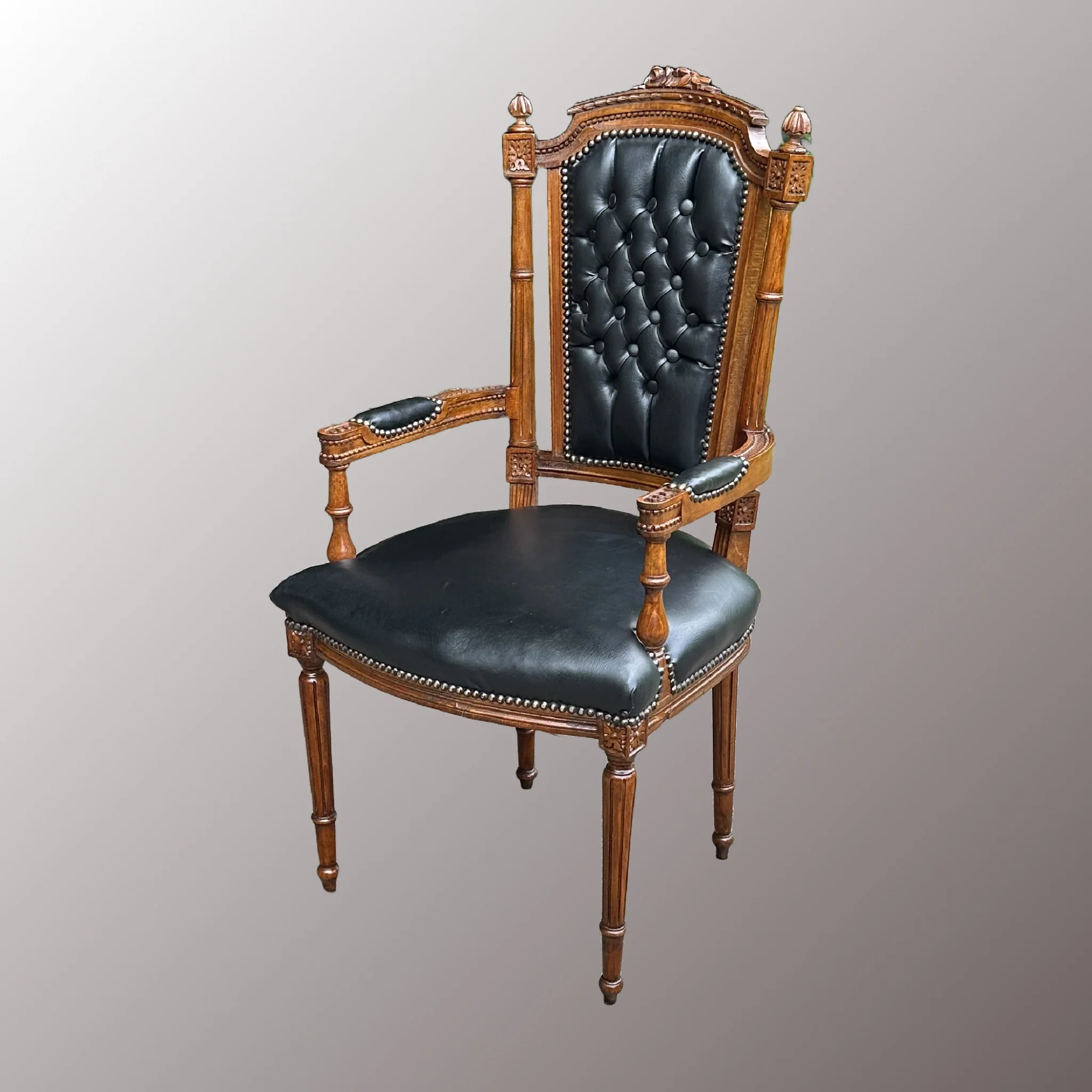 Lajos stílusú karosszék - 3. nézet